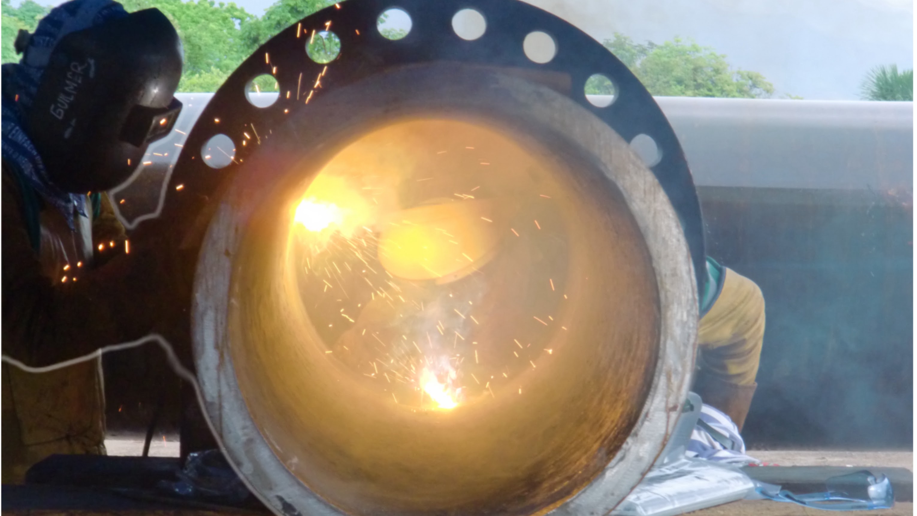 Soudure industrielle en hauteur